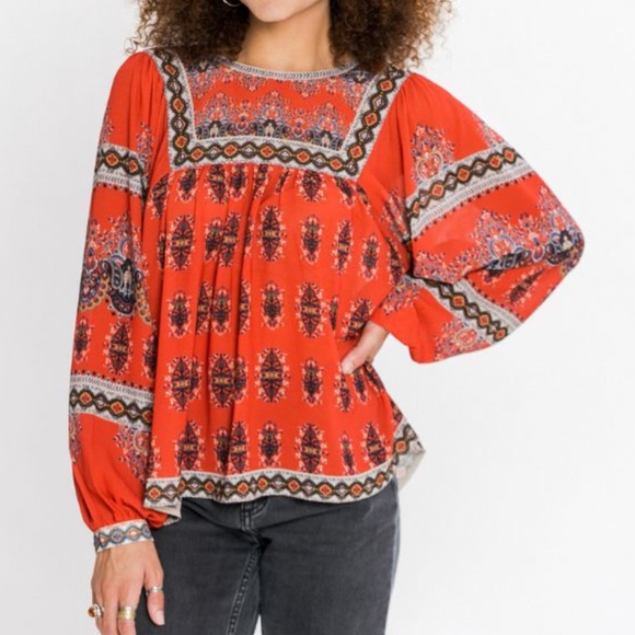 Last 1! ~ NWT Boho Bell Sleeve Mosaic Print Top - Picture 2 of 4